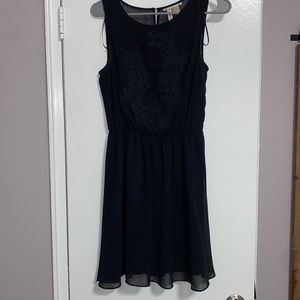 Size 6 sleeveless dress from H&M‎